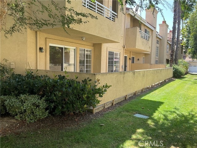 Building Photo - 25141 Via Azul