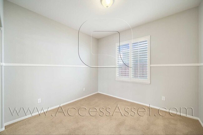 Building Photo - 29534 Dry Creek Dr
