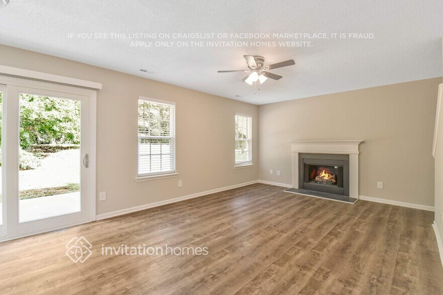 Building Photo - 10324 Covingtonwood Dr