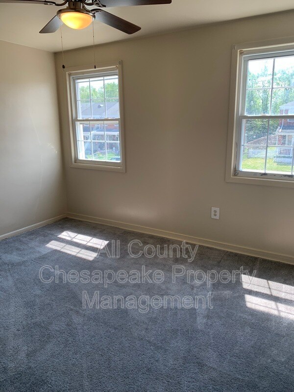Building Photo - 4005 St Monica Dr