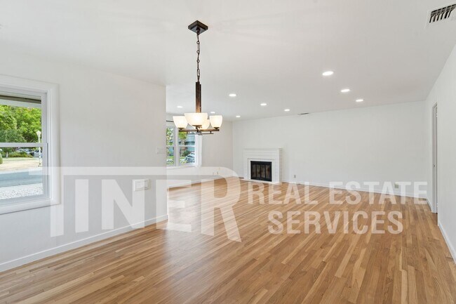 Building Photo - 3726 58th St