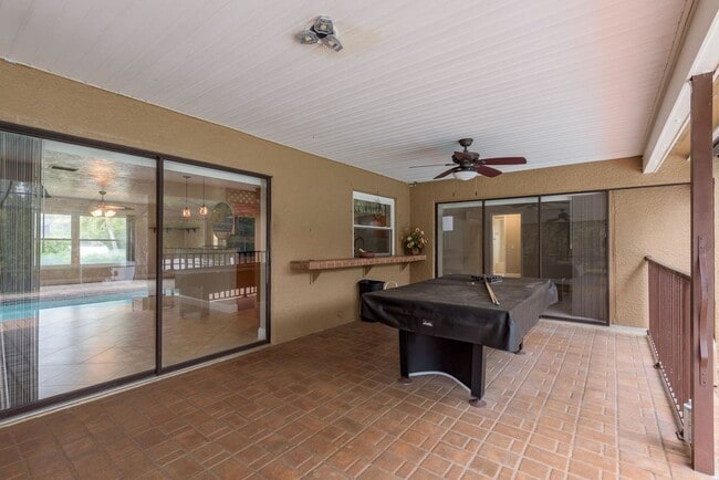 Building Photo - Pool Home Near Florida Beaches