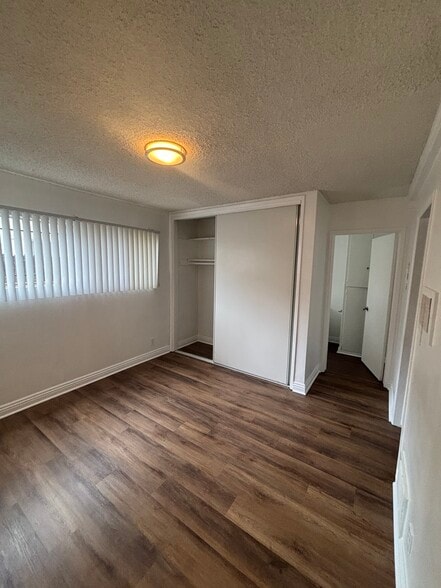 Bedroom - 15106 W Magnolia Blvd