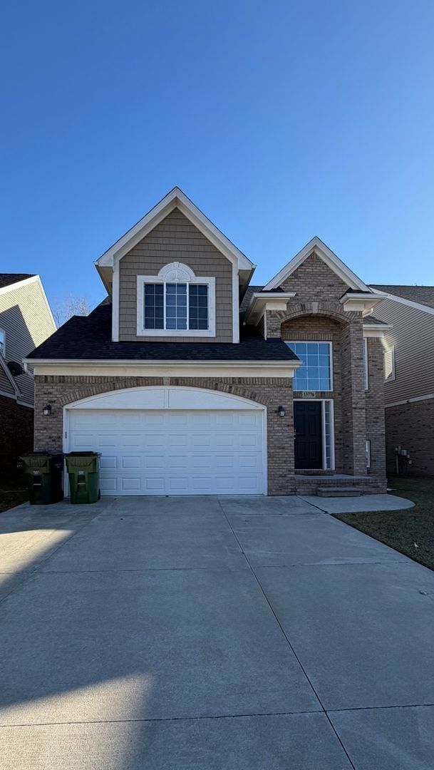 Building Photo - 13776 Grandeur Ave