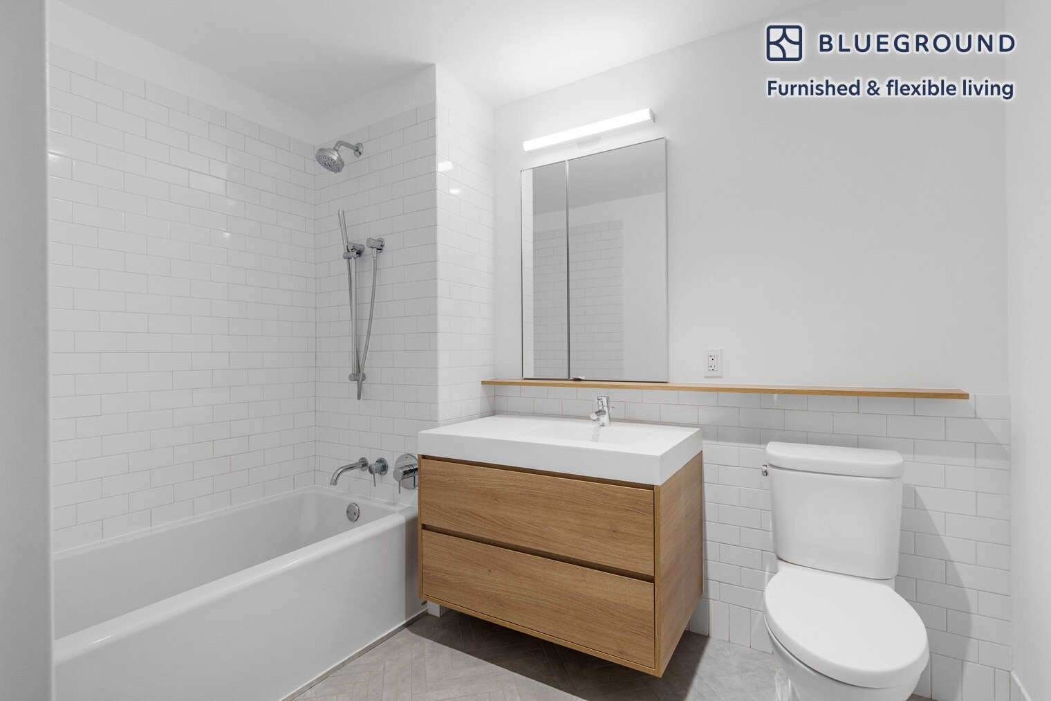 Building Photo - 241 W 28th St