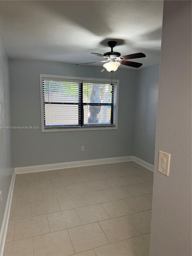 Building Photo - 15500 SW 80th St