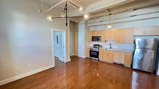 Building Photo - 2318 Herbert Hamlet Aly