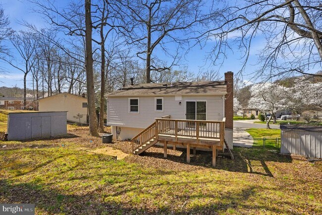 Building Photo - 9518 Blanchard Dr