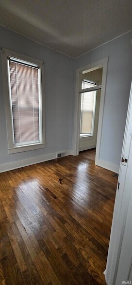 Building Photo - 9750 S Packerton Rd