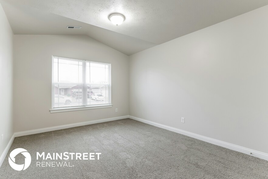 Building Photo - 7608 Samuel Dr