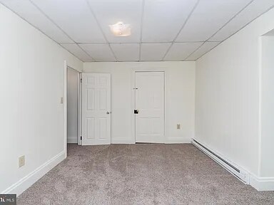 Building Photo - 323 Market St