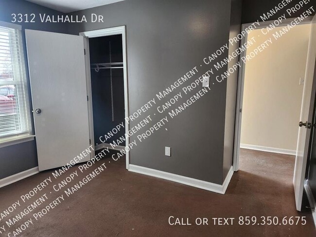 Building Photo - 3312 Valhalla Dr