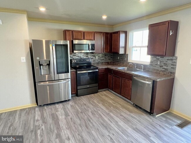 Building Photo - 3215 Pebble Run Dr