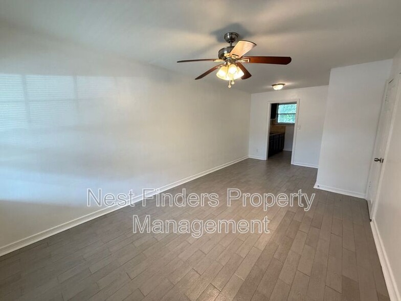 Building Photo - 5211 San Juan Ave