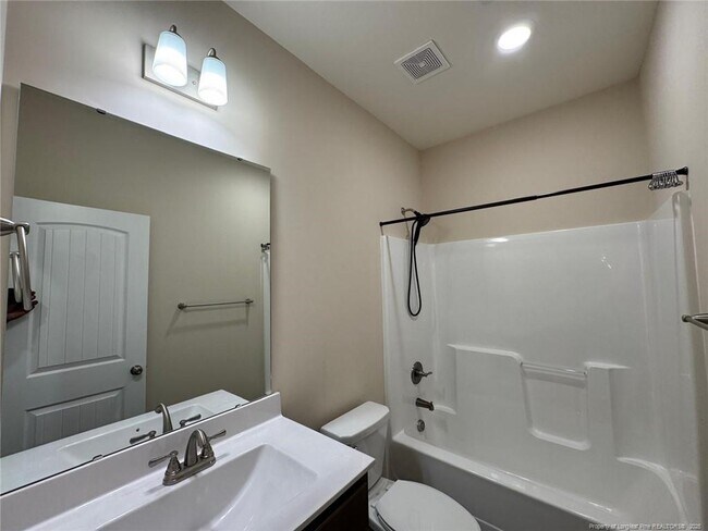 Building Photo - 22 Sugarberry Pl
