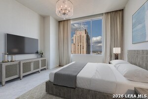 Building Photo - 610 E Market St