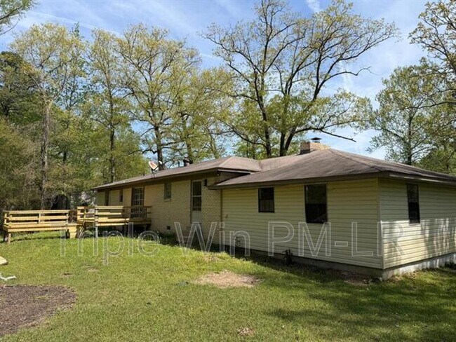 Building Photo - 17512 Bradshaw Rd