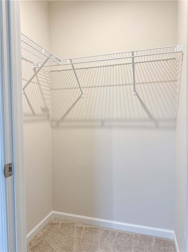 Building Photo - 14 Trailhead Rd