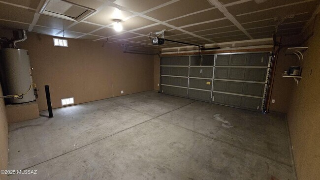 Building Photo - Rancho Valencia 3 bedroom, 2 bath unfurnis...