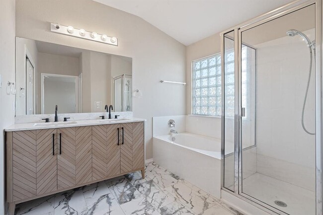 Building Photo - 10808 Chippenhook Ct
