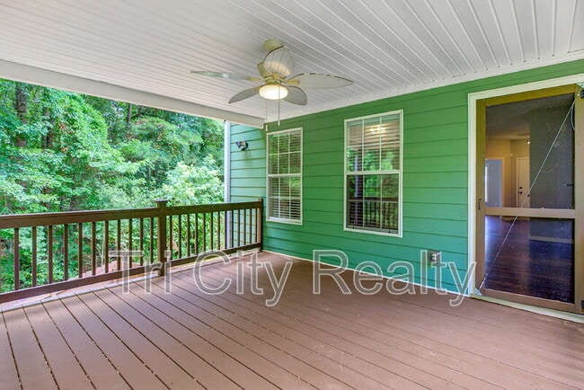 Building Photo - 75 Rock Mill Ct