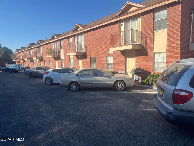 Building Photo - 11275 Pebble Hills Blvd