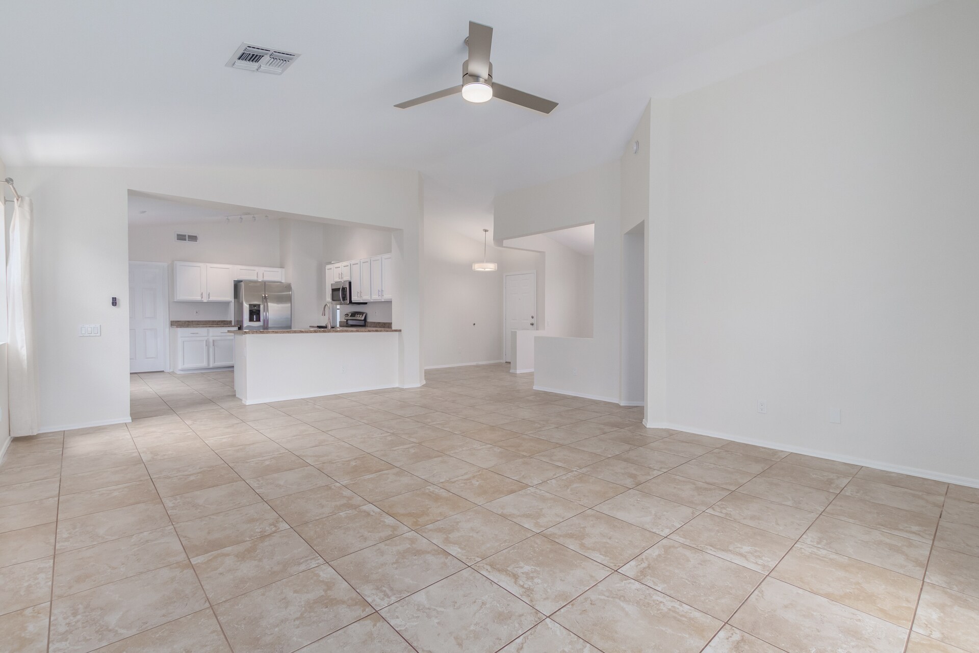 Building Photo - 3510 E Marco Polo Rd