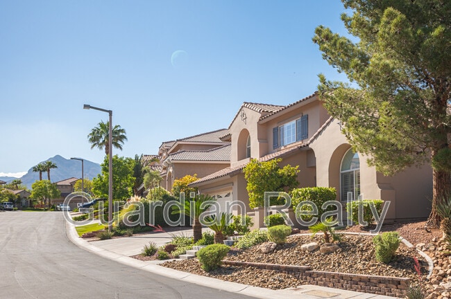 Building Photo - 11112 Pine Greens Ct