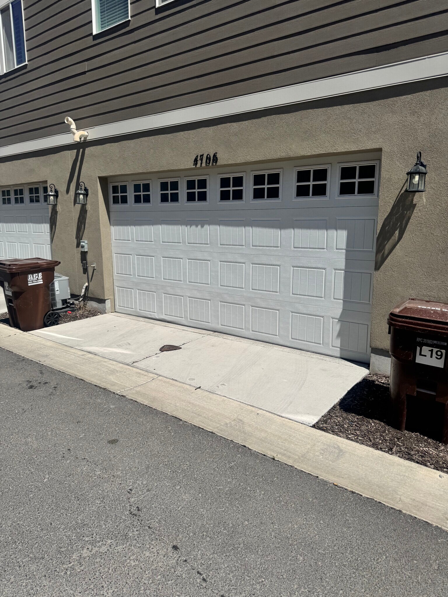 Building Photo - 4706 W Miramonte Wy
