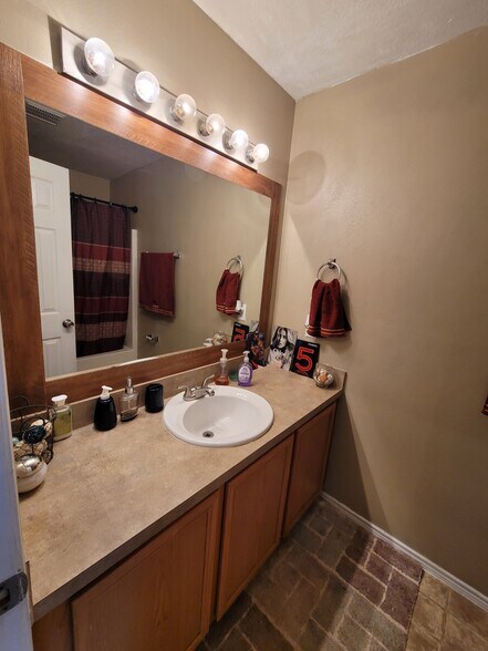 Building Photo - 23619 Twisting Falls Drive