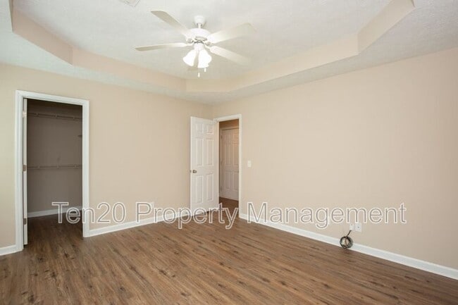 Building Photo - 3801 Holland Ct