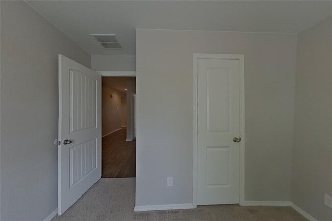 Building Photo - 1016 Adler Way