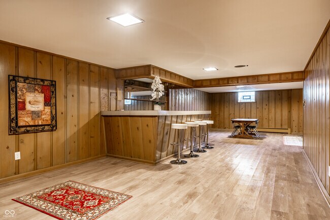 Building Photo - 8071 Allisonville Rd