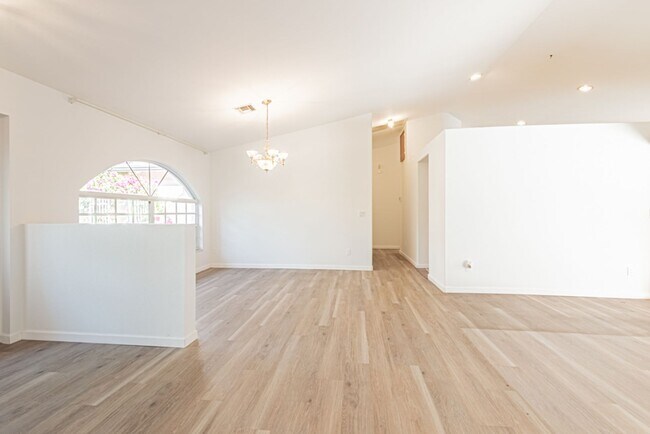 Building Photo - 5-Bed Home With Private Heated Pool & Large Yard - Pet Friendly!