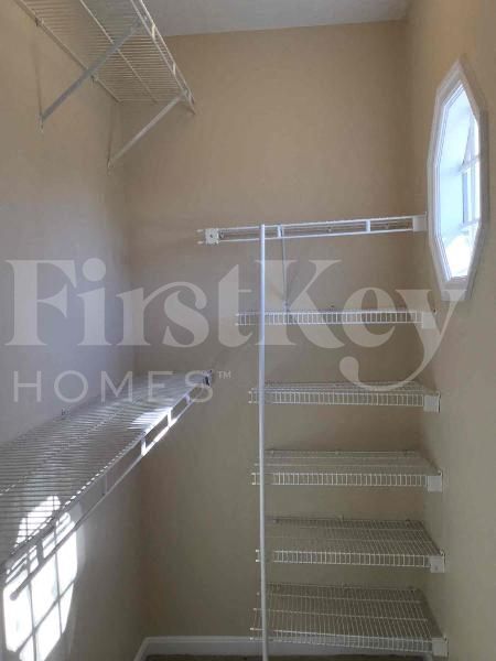 Building Photo - 1616 Hastings Ct