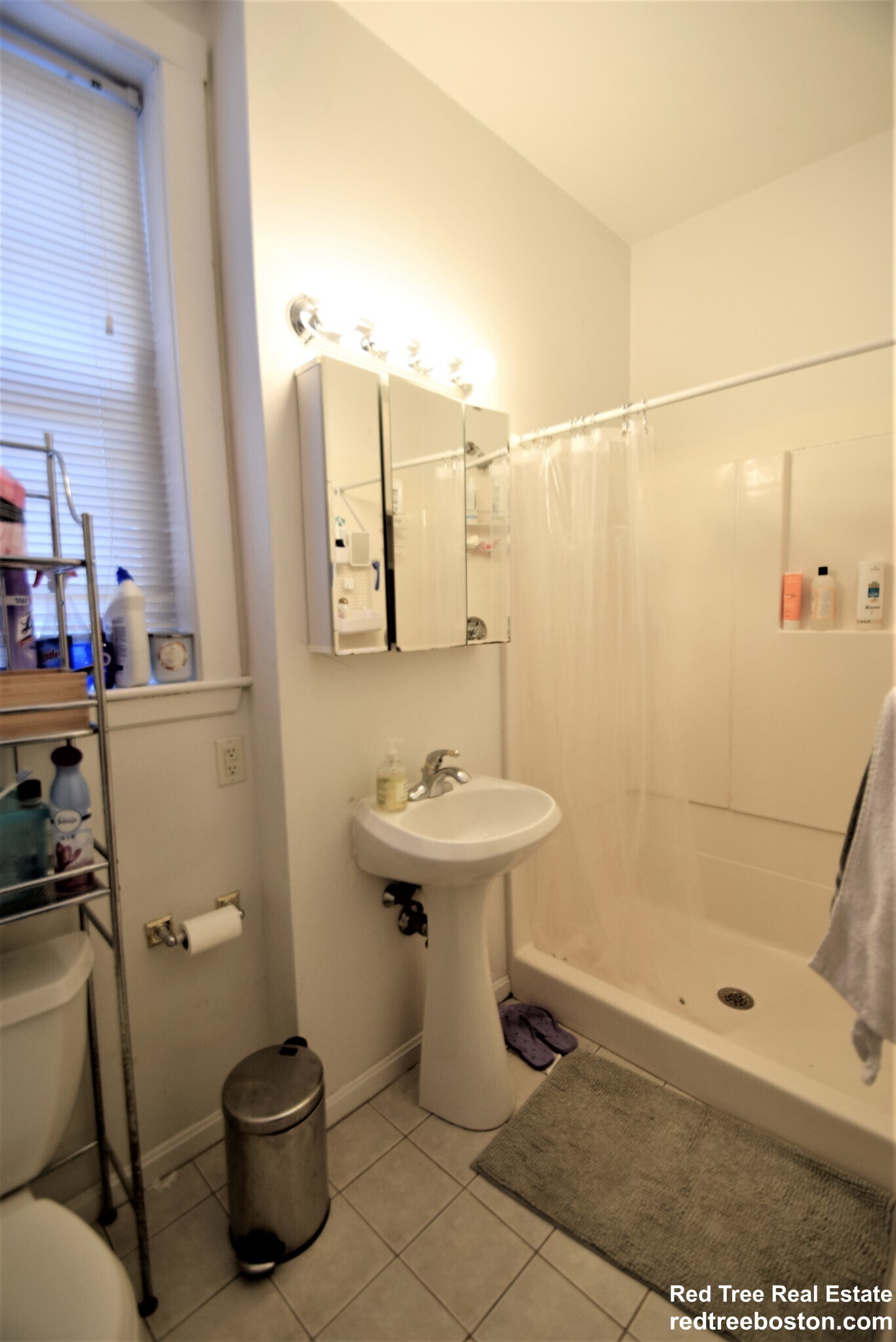 Building Photo - 81 Gibbs St