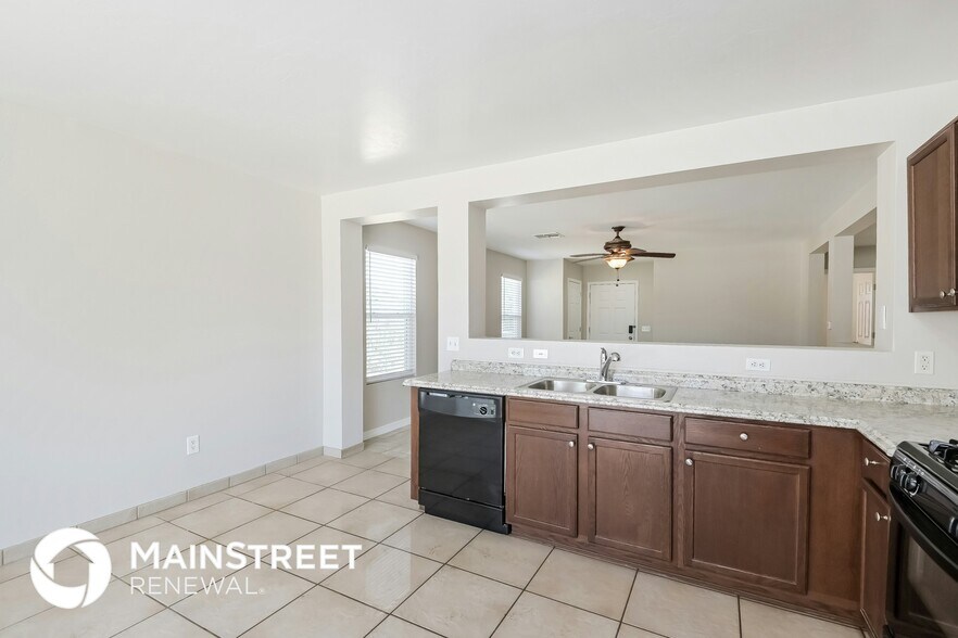 Building Photo - 8304 W Razorbill Dr