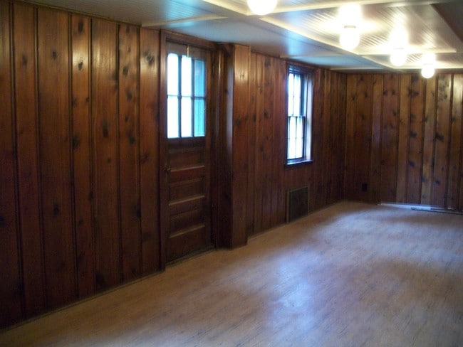 705 North Main Street Butler Pa for Rent - 705 N Main St