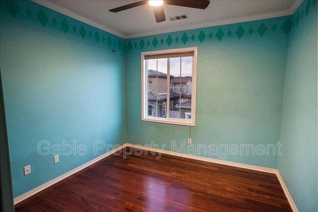 Building Photo - 20420 Victory Ct