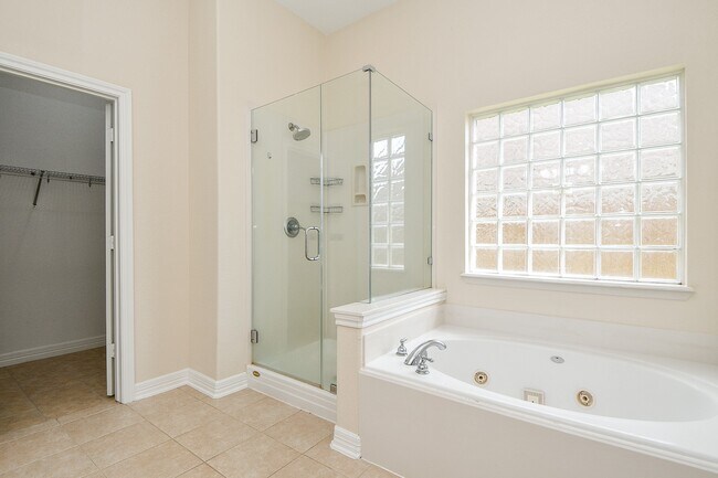 Building Photo - 12104 Dawn Mist Ct