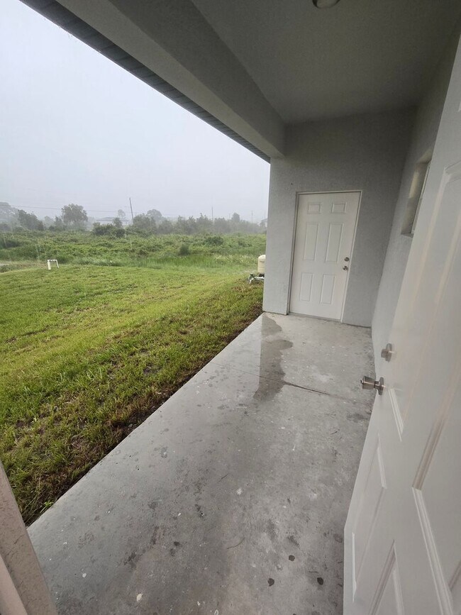 Building Photo - BRAND NEW THREE BEDROOM, 2 BATH, 1 CAR GAR...