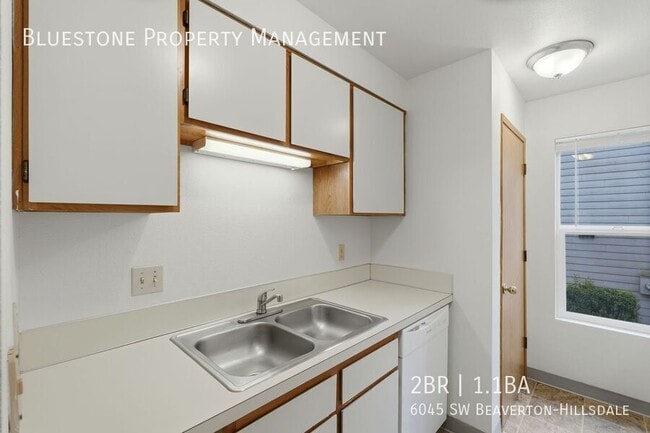 Building Photo - 6045 SW Beaverton-Hillsdale-