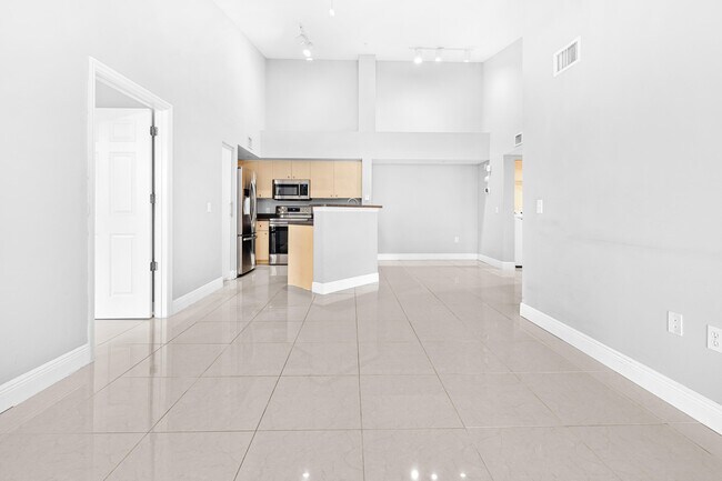 Building Photo - 4041 San Marino Blvd