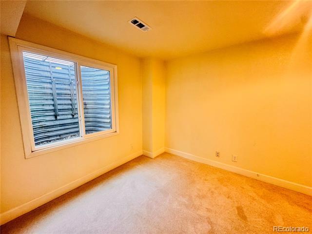 Building Photo - 9633 E Caley Cir