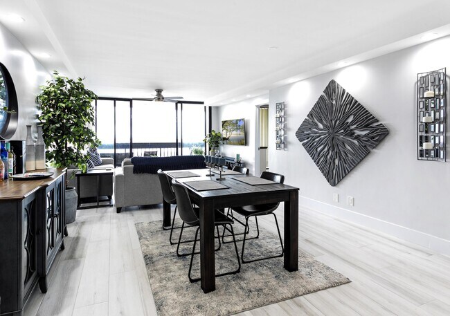 Building Photo - 2400 Presidential Way