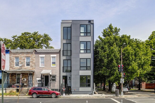 Building Photo - 1444 Independence Ave SE