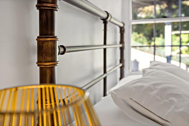 Building Photo - 3303 Water St NW