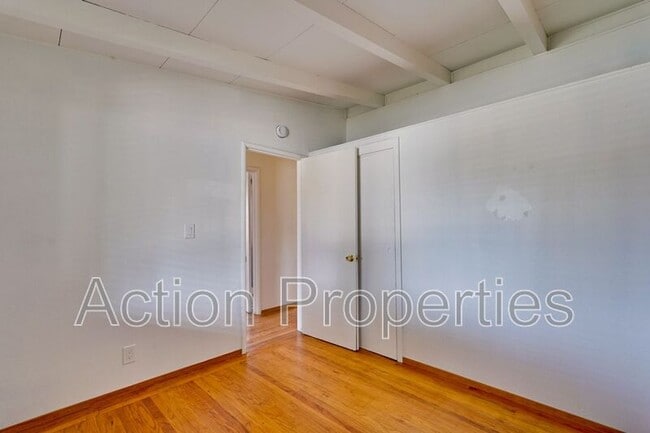 Building Photo - 2343 Jackson St