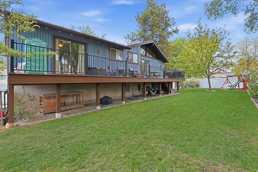 Building Photo - 9107 S Peach Blossom Dr
