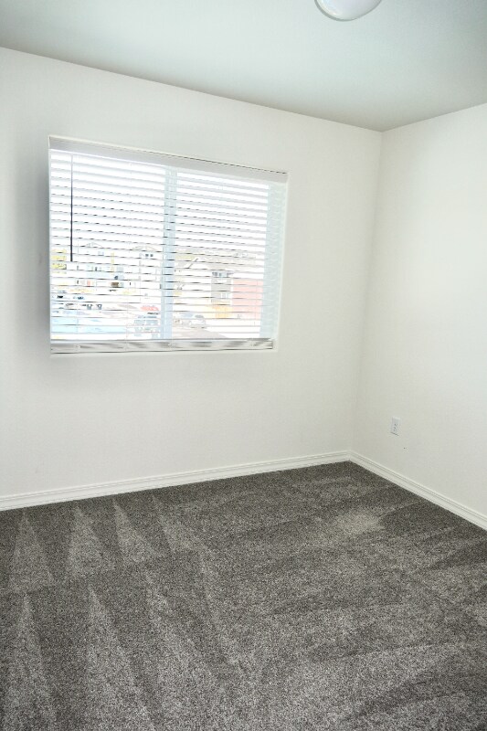 Building Photo - 706 Grissom Dr.